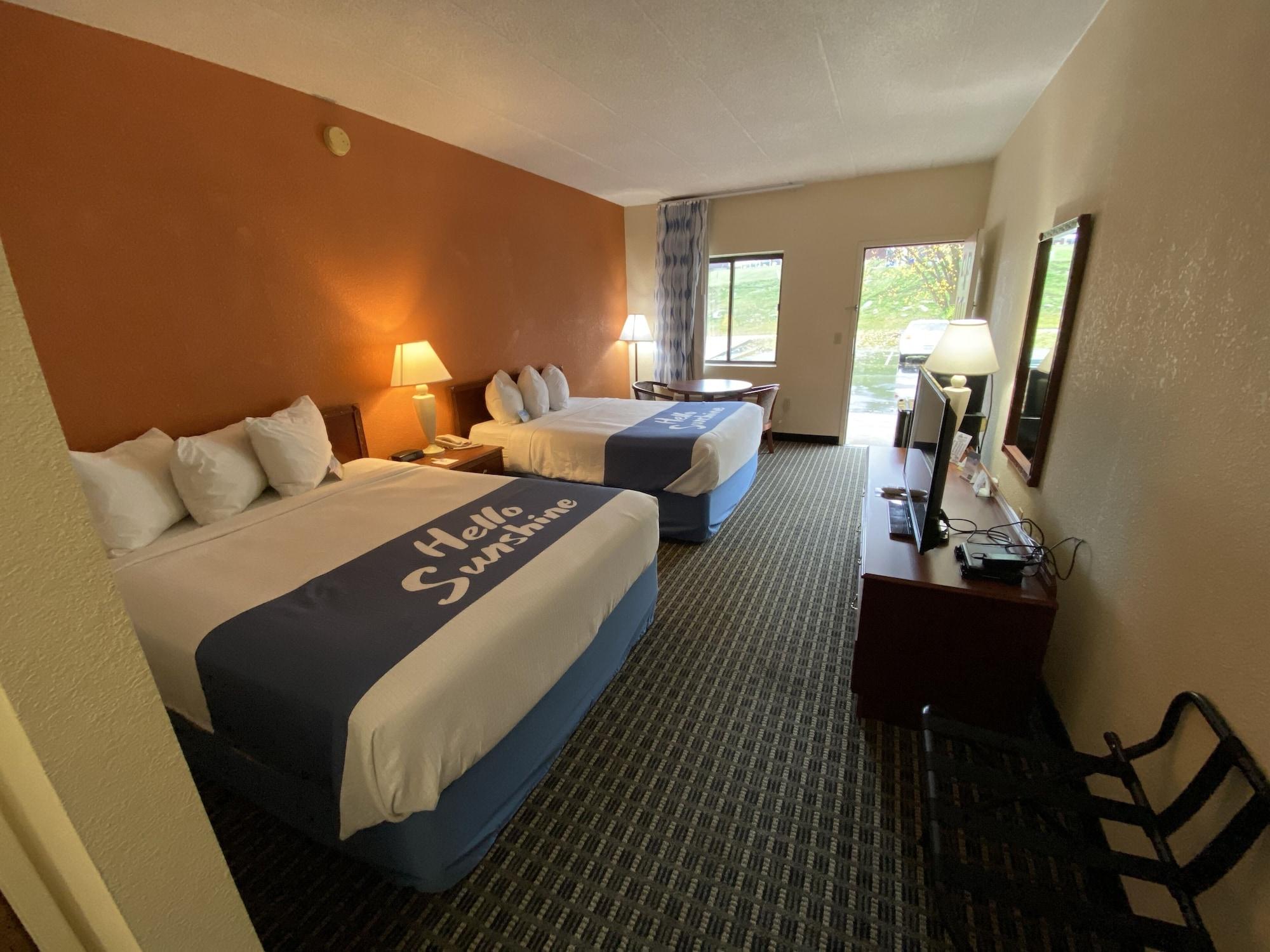 Days Inn By Wyndham Morehead Buitenkant foto